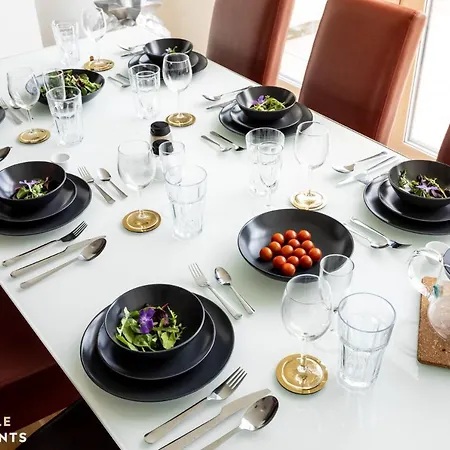 Pineapple - Zwinger V - 78qm - 1x Free Parking *